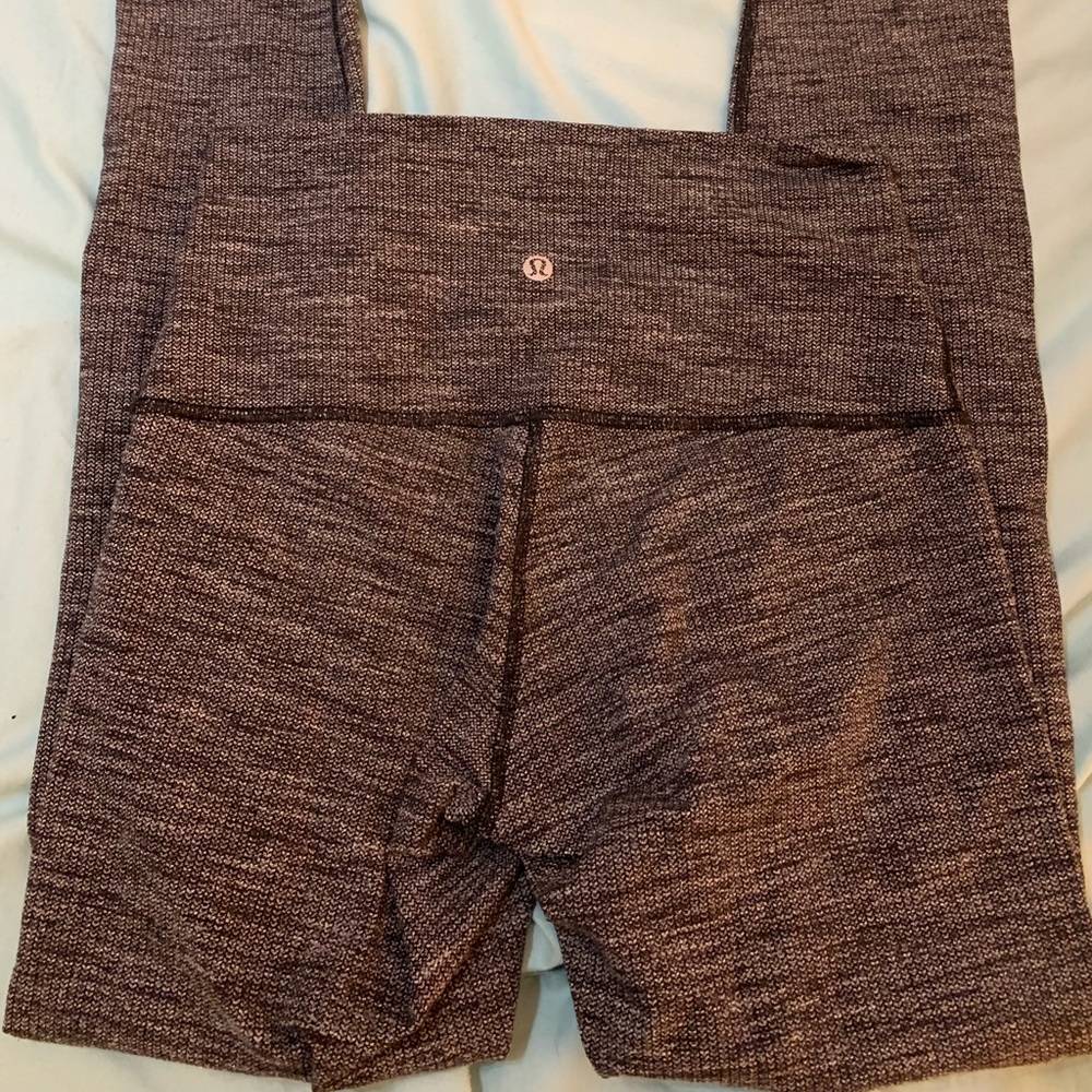 Lululemon size 6 leggings